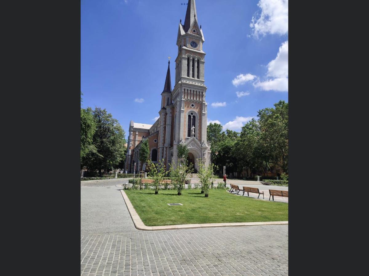 Leo22 Apartman Budapest Esterno foto