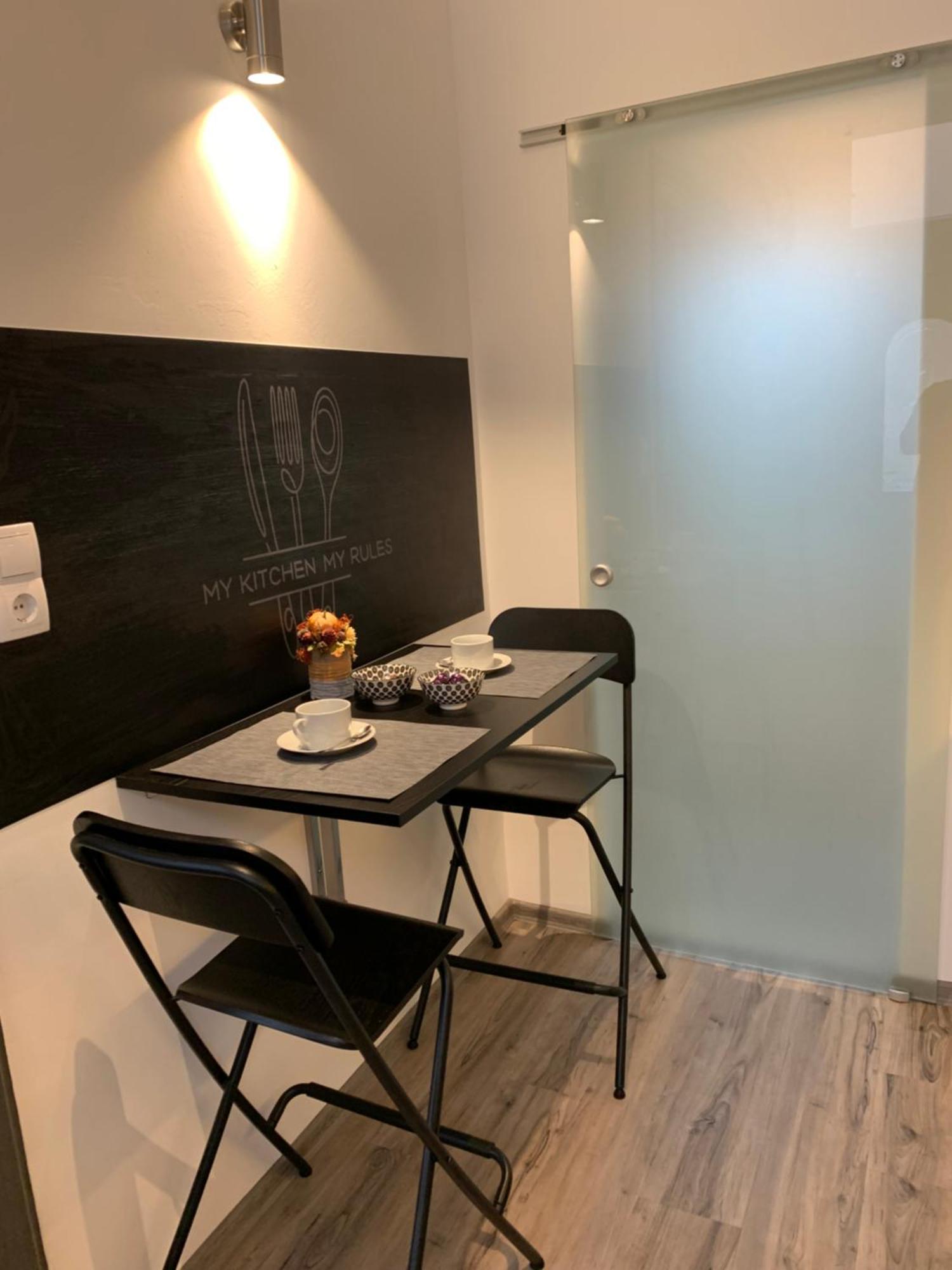 Leo22 Apartman Budapest Esterno foto