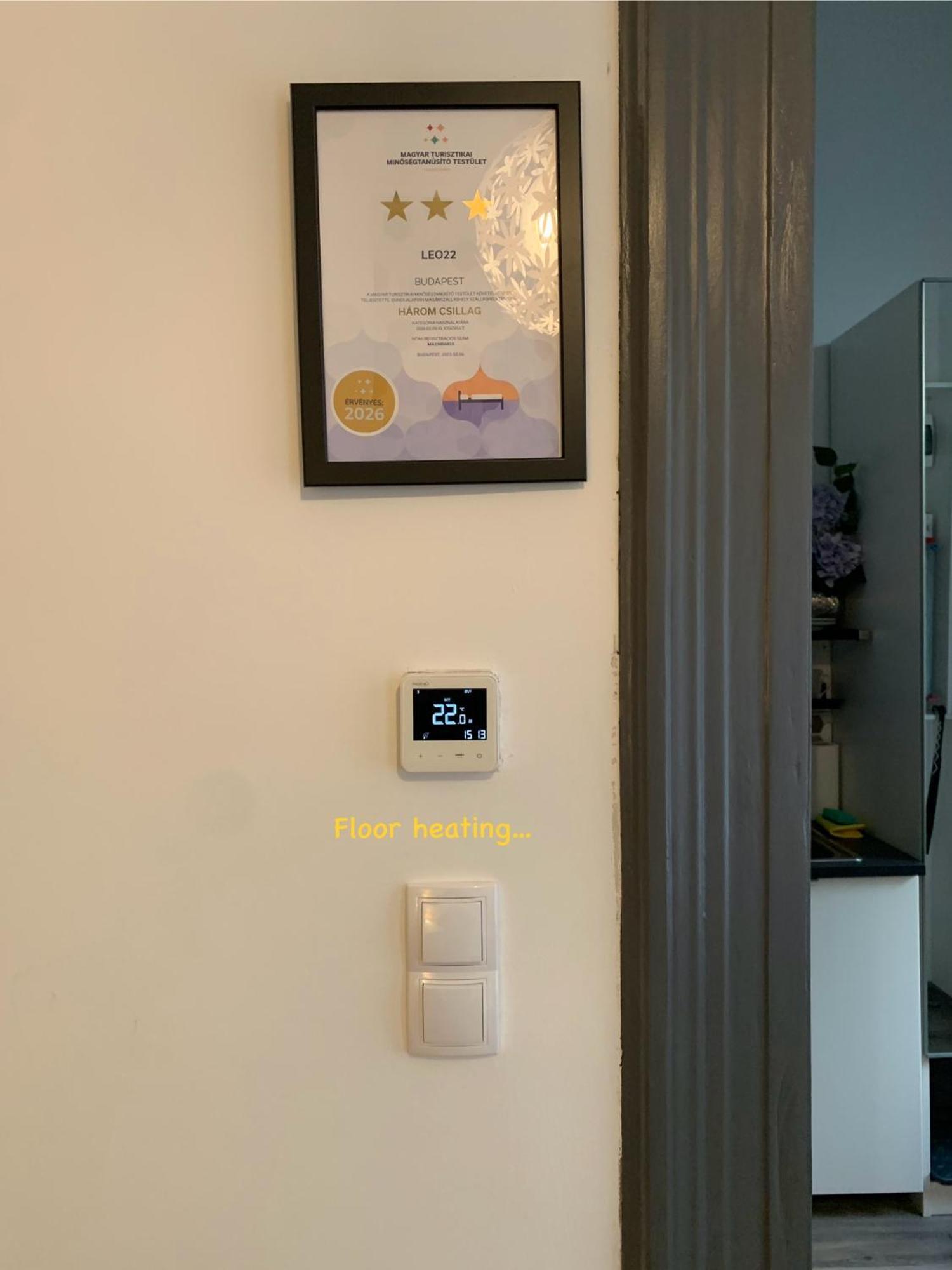 Leo22 Apartman Budapest Esterno foto